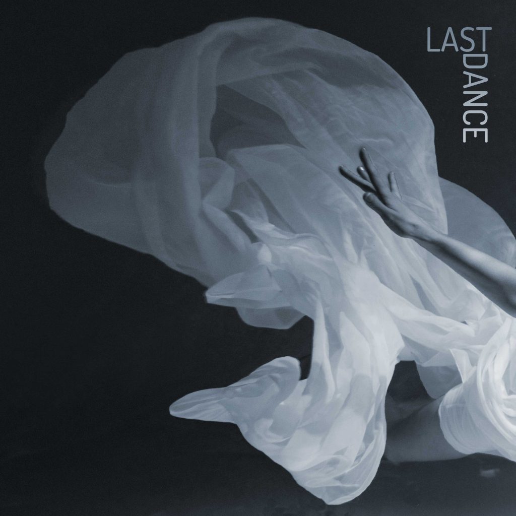 Front d'une pochette d'album